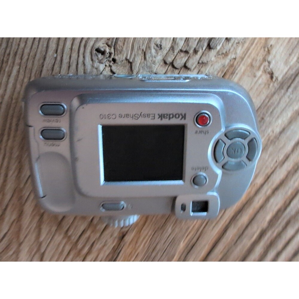 Kodak EasyShare C310 4.0MP 35mm Compact Digital Camera Parts Only Not Tested - Picture 10 of 16